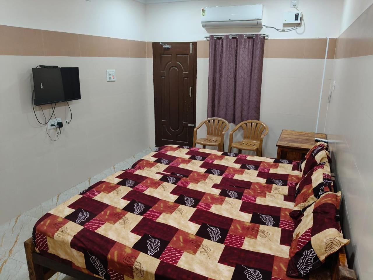 Lodge Ajr Hall And A/c *